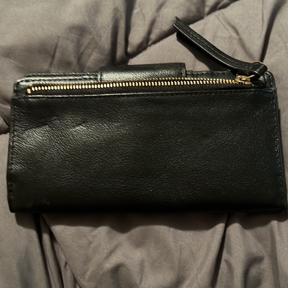 Fossil - Picture 2 of 3